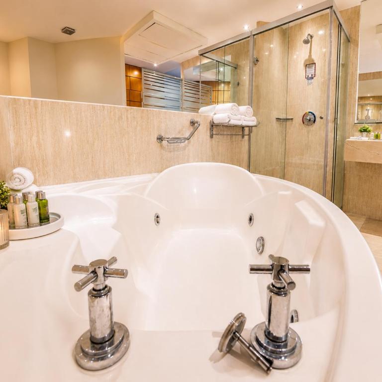 Hotel Pascana Plaza - Estudio Deluxe - 10