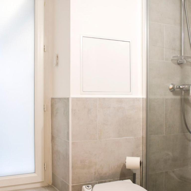 Charming studio in the heart of Paris 14 - Appartement - 22
