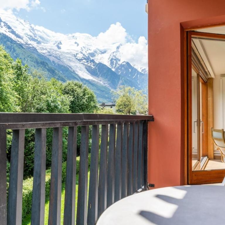 Bright apartment - near Mont Blanc - Apartment - 13