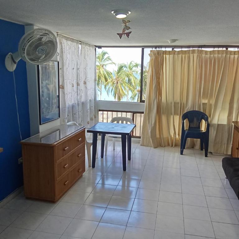 barato en frente de mar - Two-Bedroom Apartment - 3