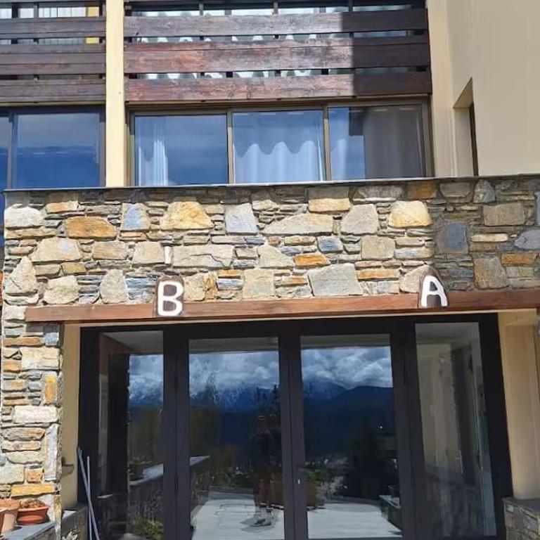 Capcir Ski & Randonnée Parking Loggia Les Angles - Family Studio - 4