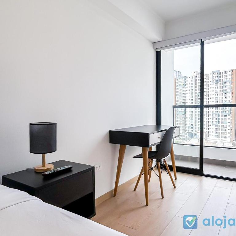Exclusive 2BR Apt with Free Netflix - 1104 - Two-Bedroom Apartment - 8
