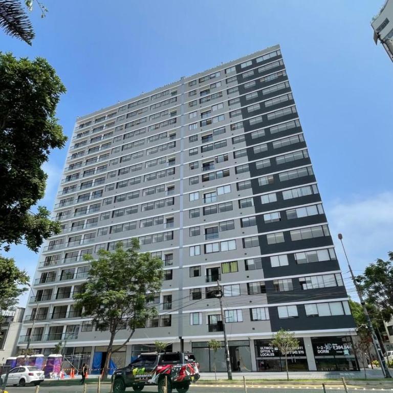 Exclusive 2BR Apt with Free Netflix - 1104 - Two-Bedroom Apartment - 16