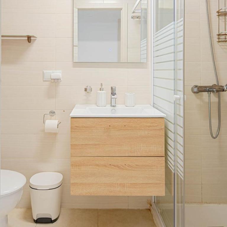 Casa vacacional 2 - Three-Bedroom House - 23