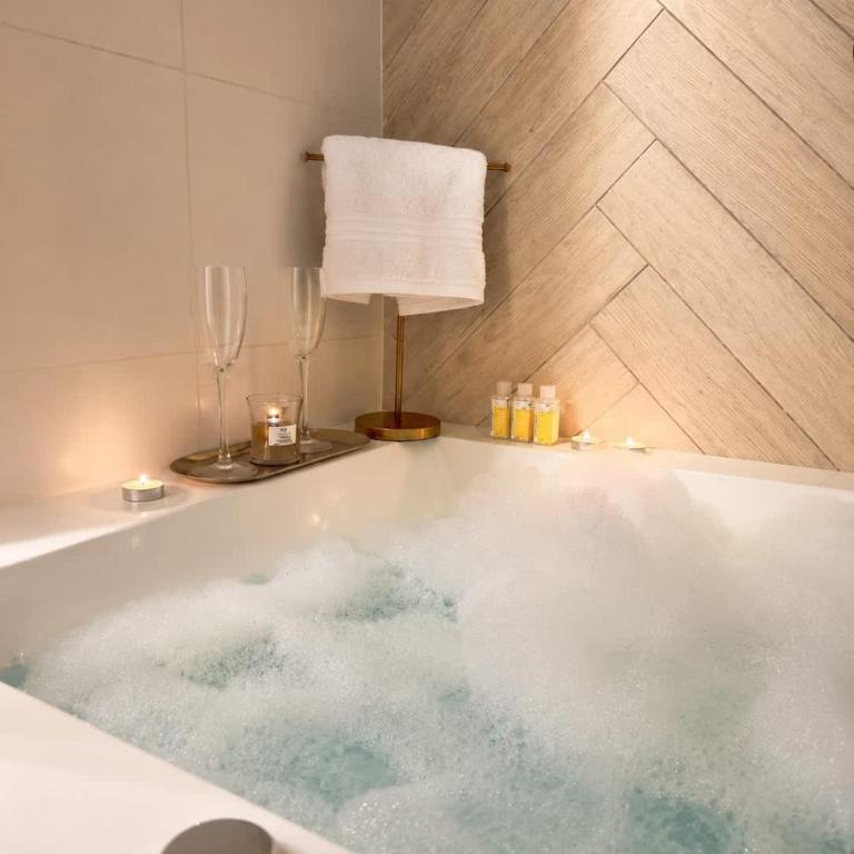 Star Luxury SuitePrivate Jacuzzi - Apartamento - 13