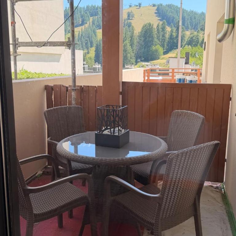 VALBERG Val d azur 2 p aux pieds des pistes avec piscine garage - Appartement 2 Chambres - 9