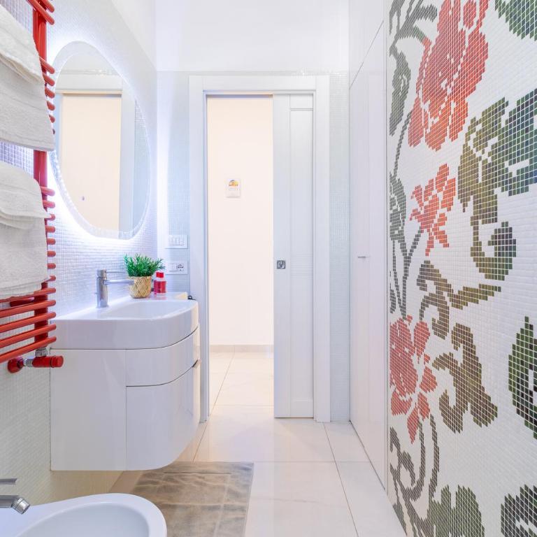 La Dimora di Celeste & Sole - Two-Bedroom Deluxe Apartment with Balcony - 12