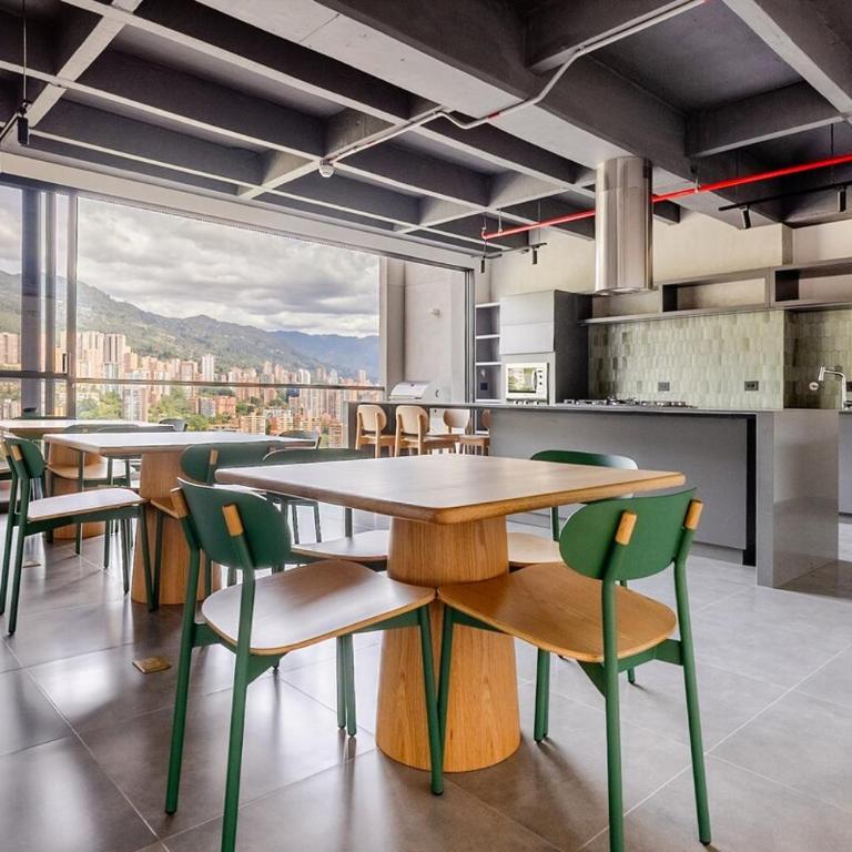 Skyline Escape Panoramic View El Poblado - One-Bedroom Apartment - 7