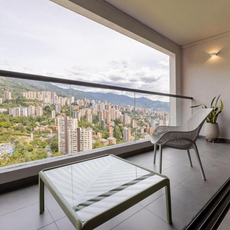 Skyline Escape Panoramic View El Poblado - One-Bedroom Apartment - 28