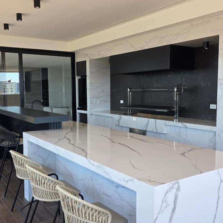 Balcon - Piscina - Gym - Home Office - Sauna - One-Bedroom Apartment - 8