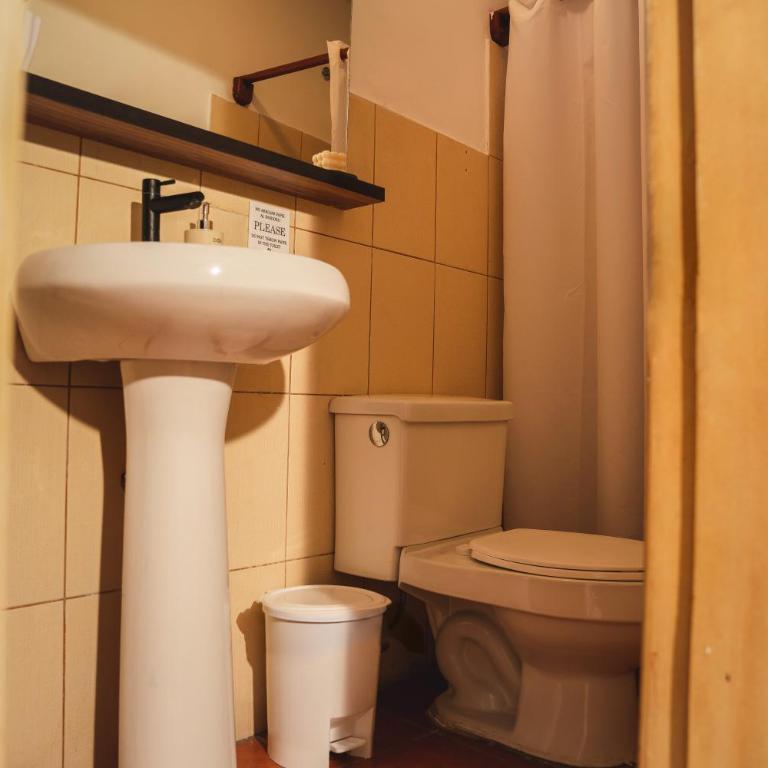 Hotel Crossman - Standard Double Room - 4