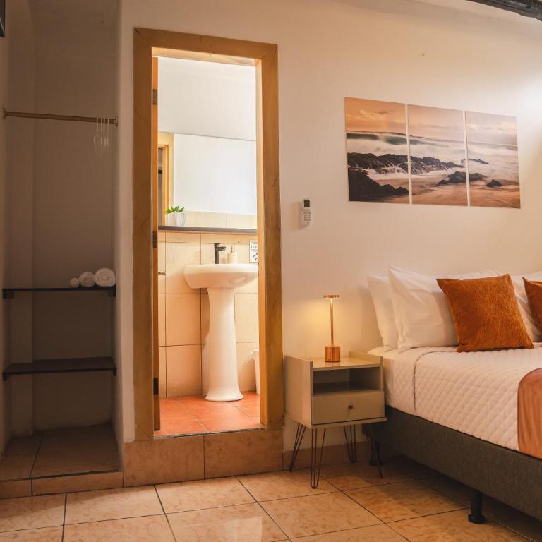 Hotel Crossman - Standard Double Room - 6