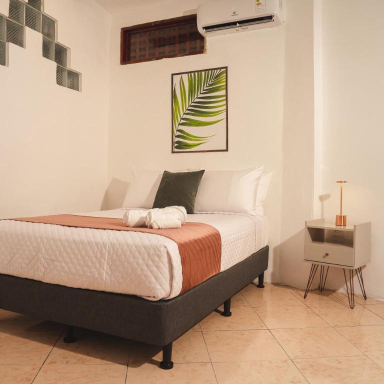 Hotel Crossman - Standard Double Room - 1