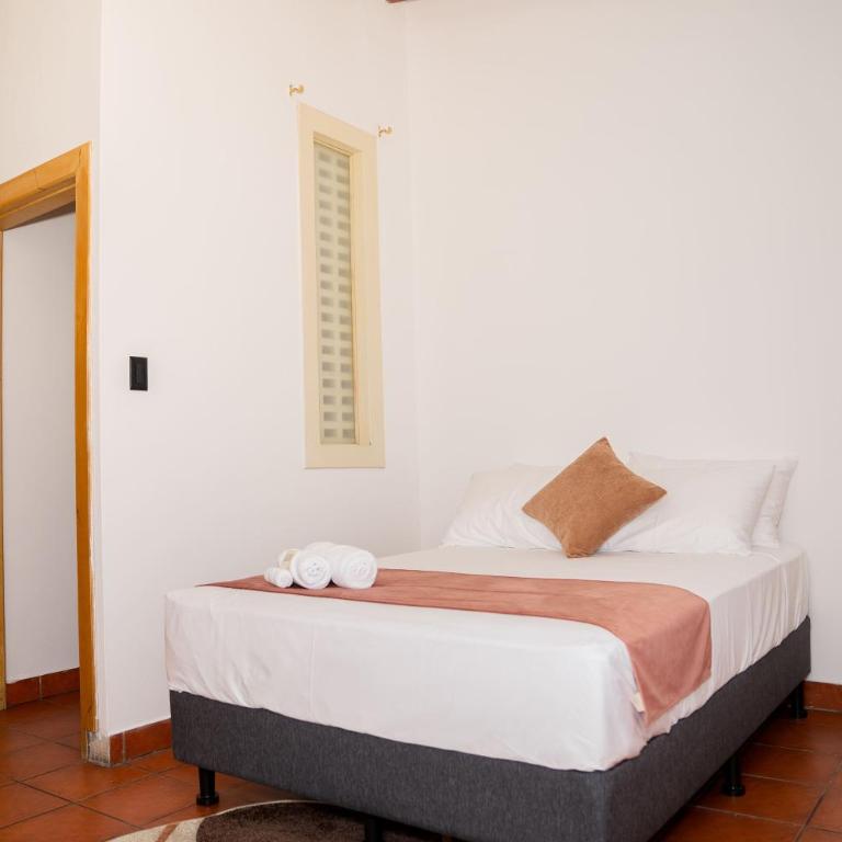 Hotel Crossman - Deluxe Double Room with Balcony - 1