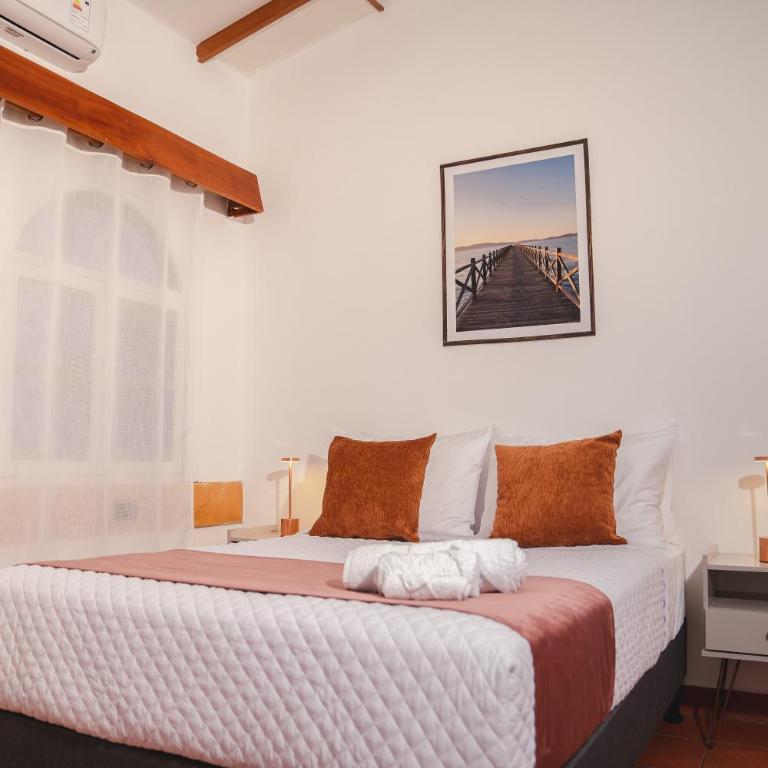 Hotel Crossman - Triple Room with Balcony - 2