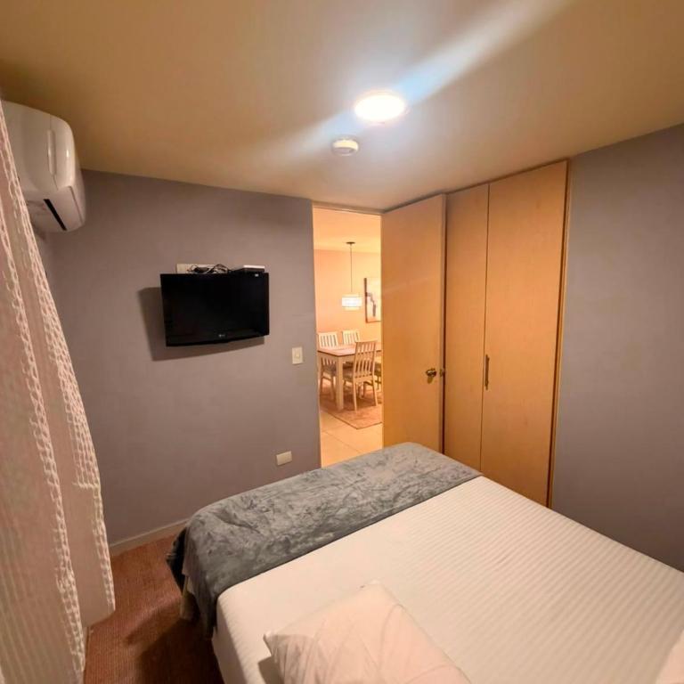 Apto Amoblado Luxury - Apartamento de 2 dormitorios - 4