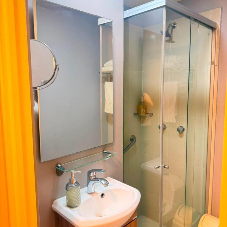 Apto Amoblado Luxury - Apartamento de 2 dormitorios - 23