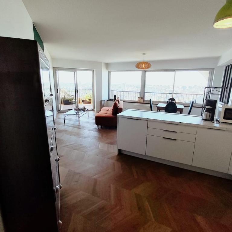 Wanderer Suite - Terrasse et Parking - Second Lodge Rennes - Location Bail Mobilité - One-Bedroom Apartment - 2