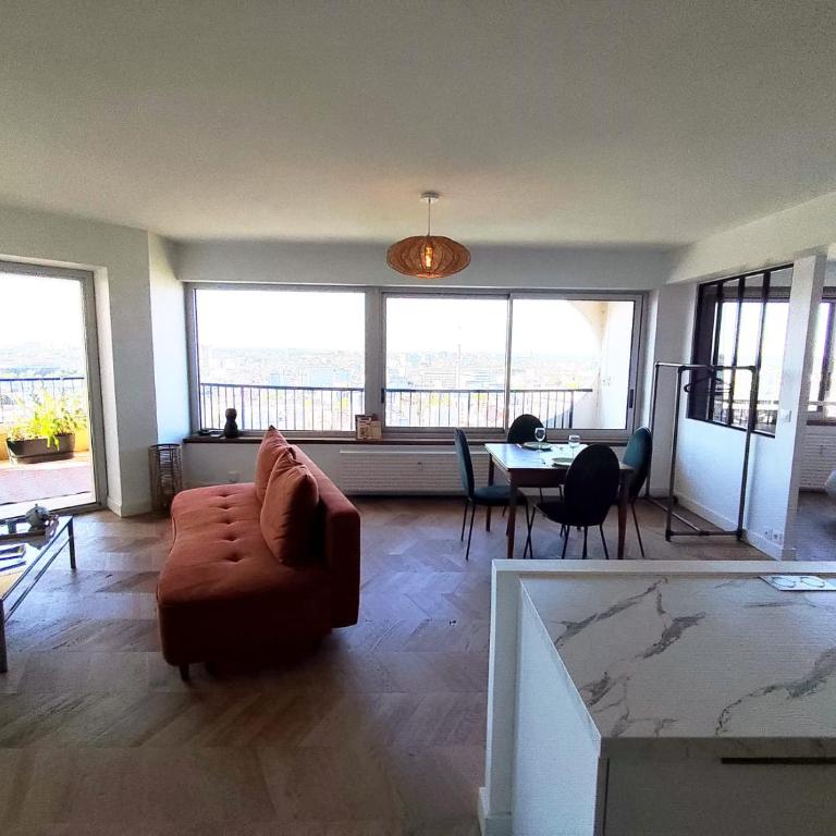 Wanderer Suite - Terrasse et Parking - Second Lodge Rennes - Location Bail Mobilité - One-Bedroom Apartment - 35
