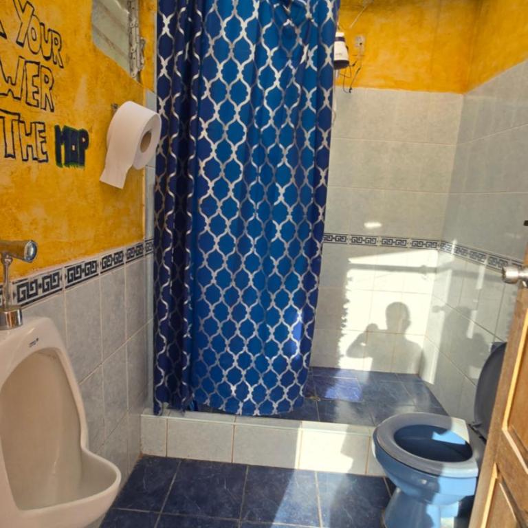 Moon Garden House - 4-Bed Female Dormitory Room - 7