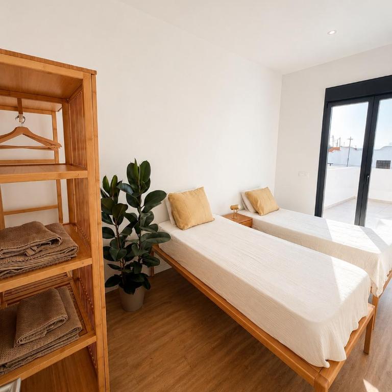 Apartamentos con piscina, terraza y parking - Apartamento de 1 dormitorio - 3
