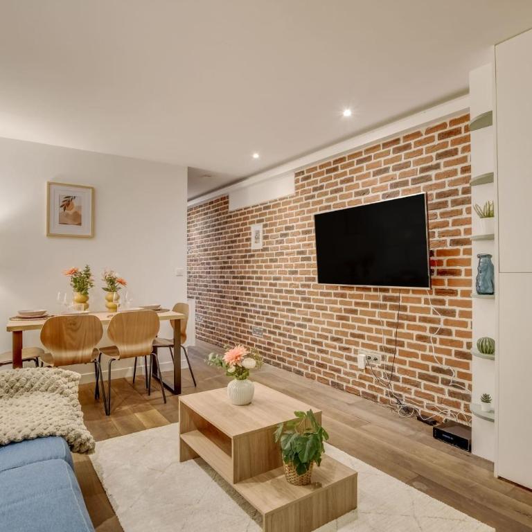 Atelier Parisien - 4P - Montparnasse Station - Apartment - 3