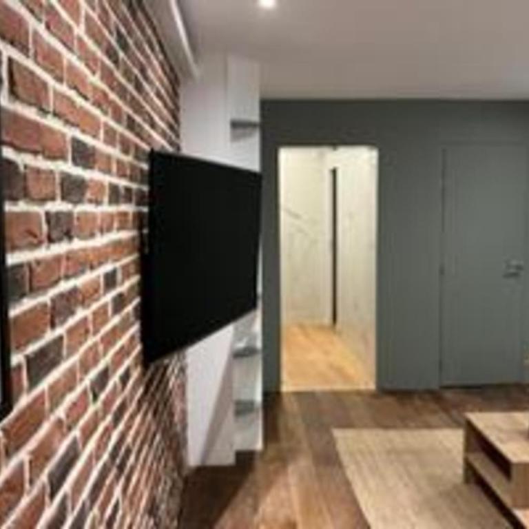 Atelier Parisien - 4P - Montparnasse Station - Apartment - 13