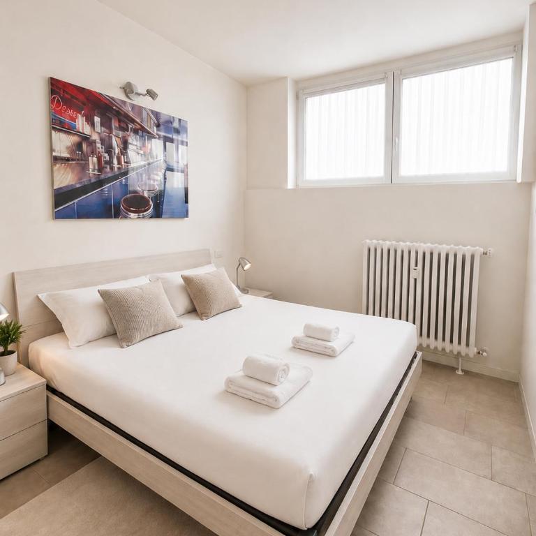 Strategic & Large Studio with Self Check In - Fondazione Prada, Milano with AC, Wifi, Washing Machine - Appartamento con 1 Camera da Letto - 1