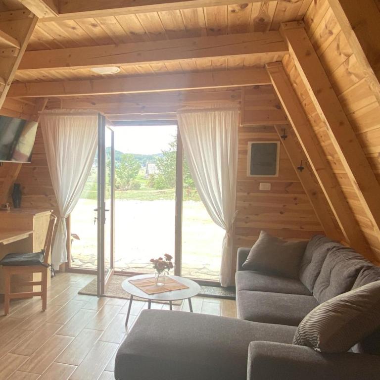 Remira Holiday Home - One-Bedroom Chalet - 7