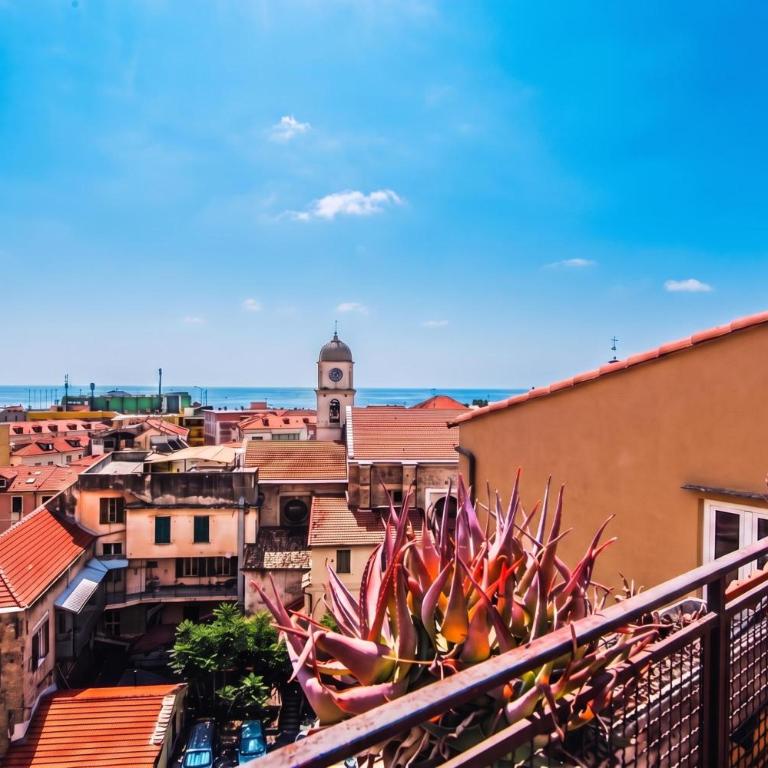 Ca Moretto Sea-View Terrace Apartment in Sanremo - Happy Rentals - Appartamento con Terrazza - 1