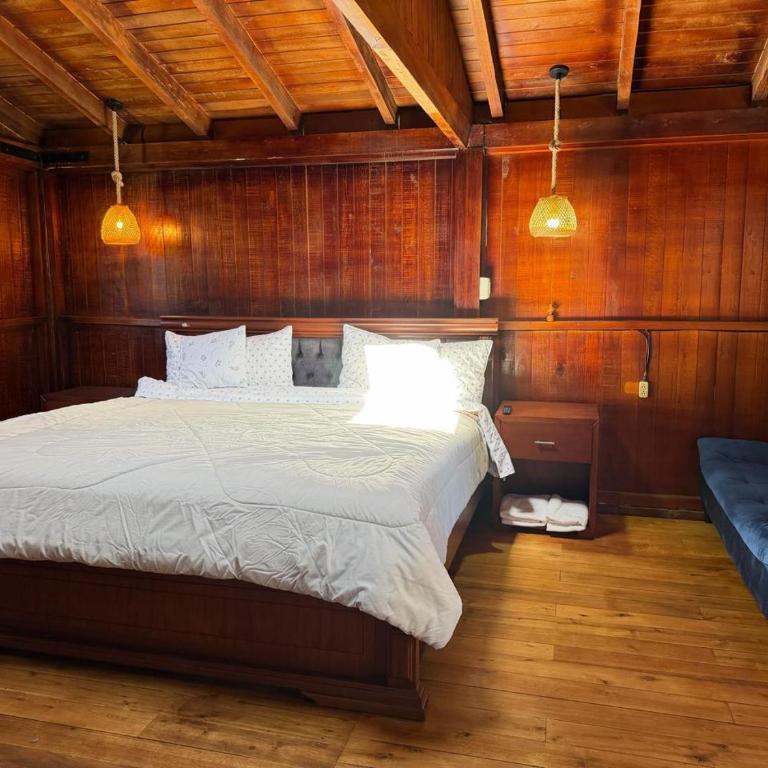 Mount House Lodge - Deluxe Suite - 2