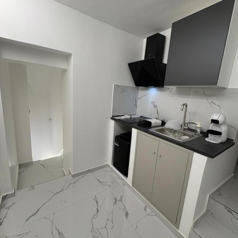 Helena s Home - One-Bedroom House - 3