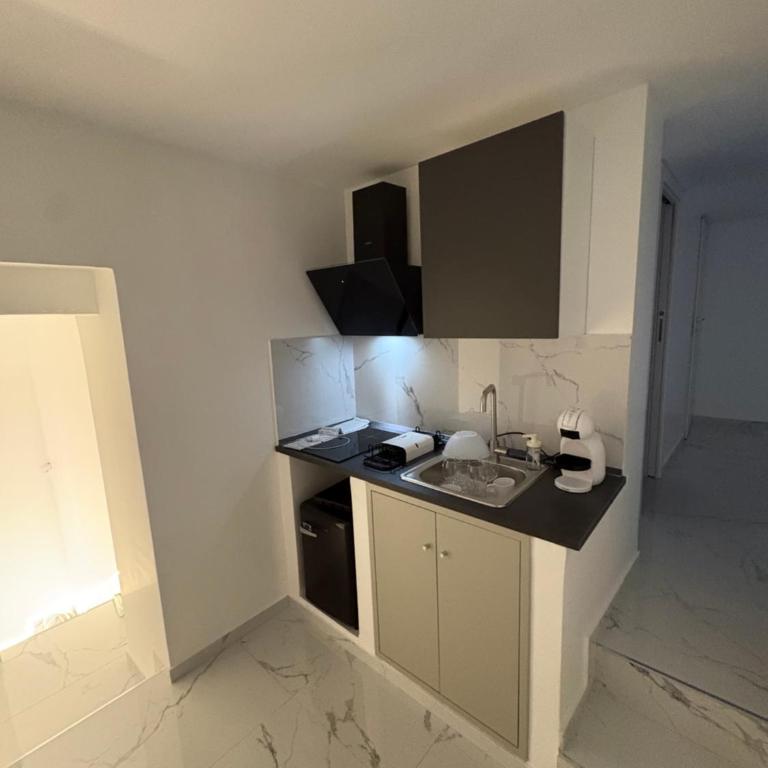 Helena s Home - One-Bedroom House - 6