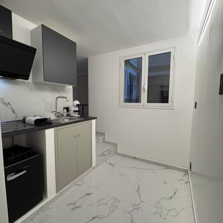 Helena s Home - One-Bedroom House - 13