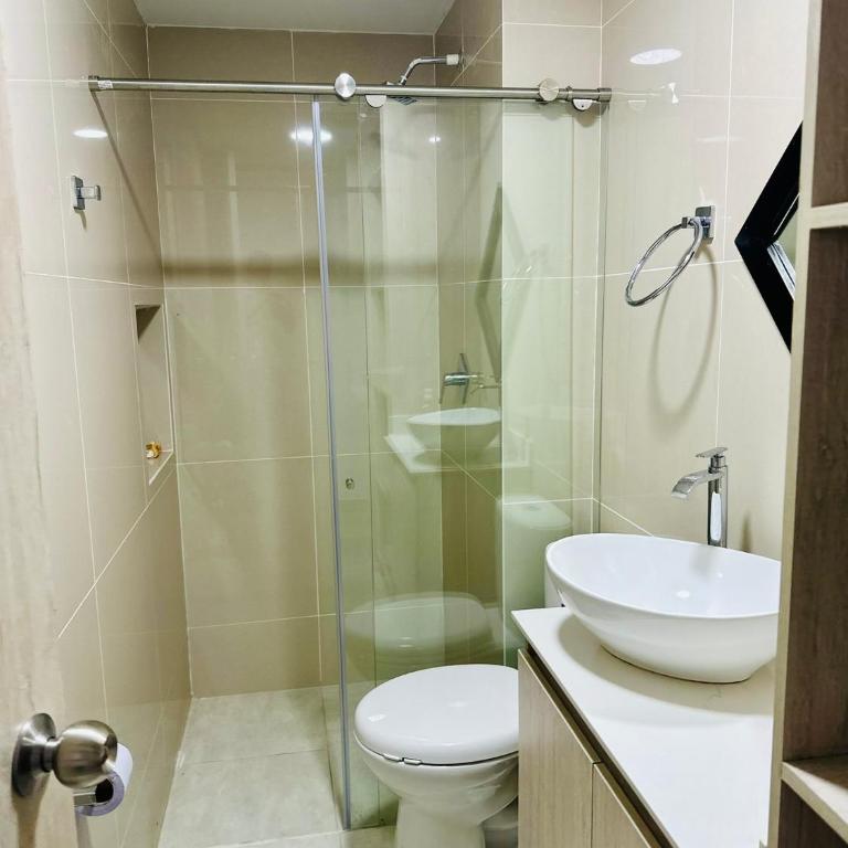 laureles nuevos apartamentos Lil - Three-Bedroom Apartment - 6