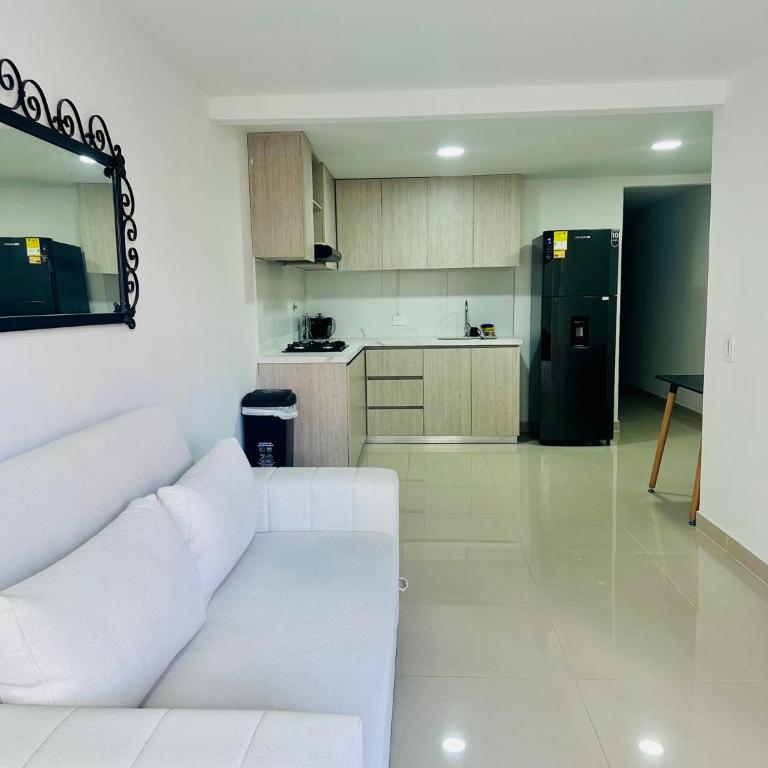 laureles nuevos apartamentos Lil - Three-Bedroom Apartment - 1