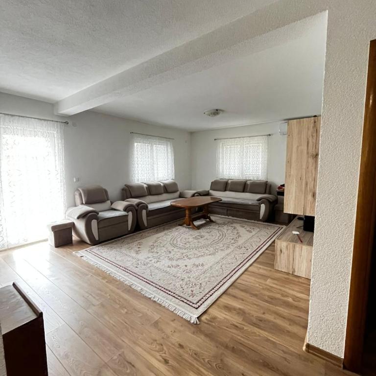 New good and cheap accommodation - Holiday Kuća s 4 Spavaće Sobe - 9