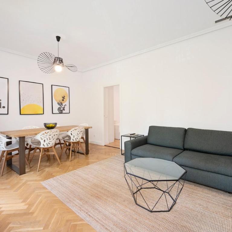 Staymadrid Retiro apart -Bright & Spacious 1-5 pax - Apartamento de 2 dormitorios - 2