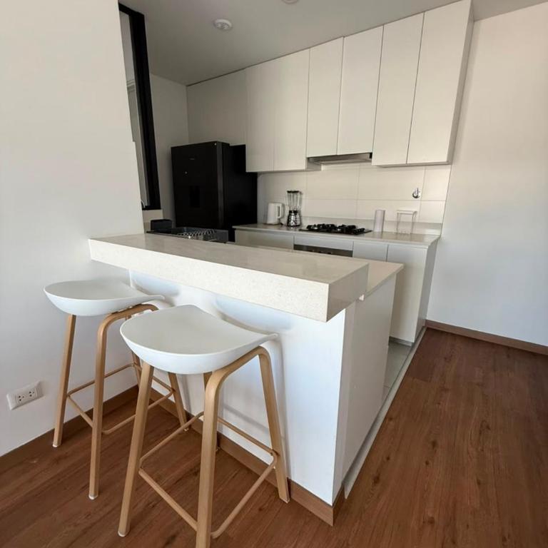 Stylish 2 Bedroom Flat in the Heart of Miraflores - Apartamento de 2 dormitorios - 4