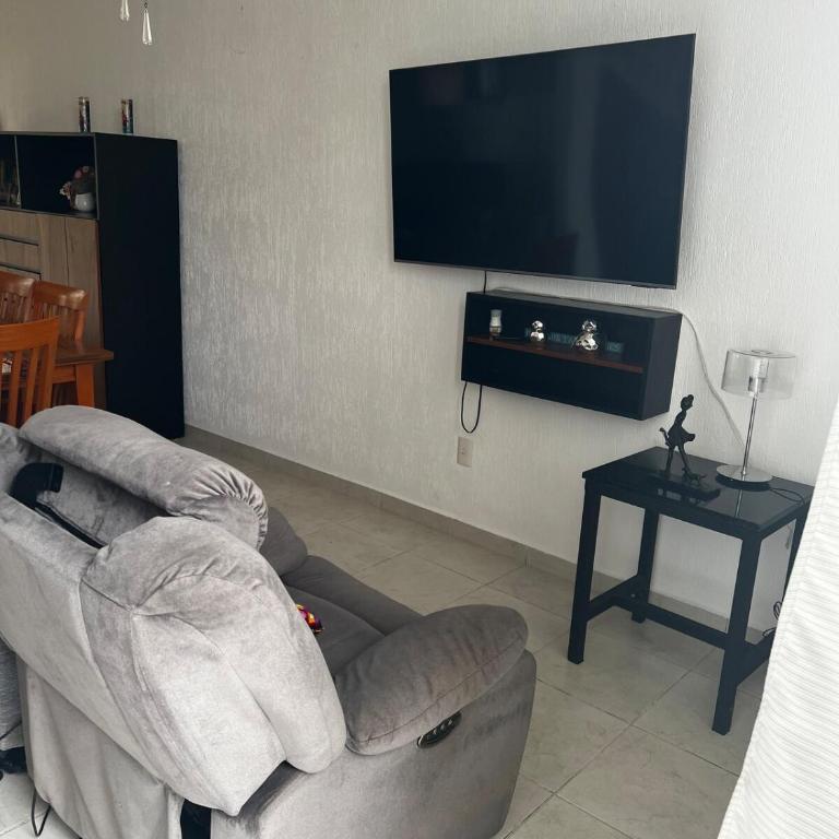 Family home with a pool in a quiet area - Apartamento de 2 dormitorios - 7
