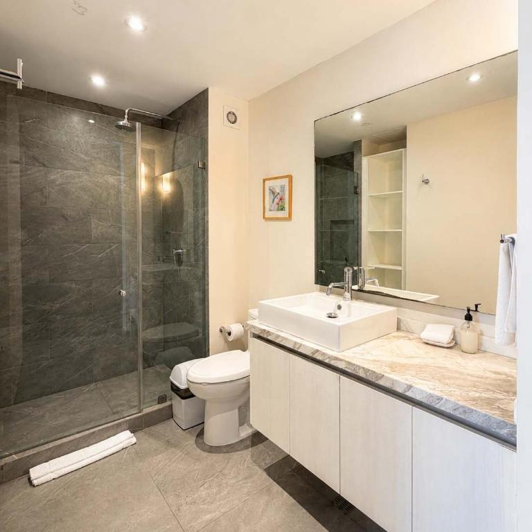 Quiet Pool-View 1BR Near 5th Avenue - Apartment - 13