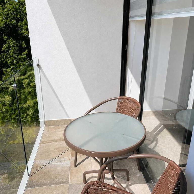 Quiet Studio w Rooftop Pool near DAC Market - Apartment - 19