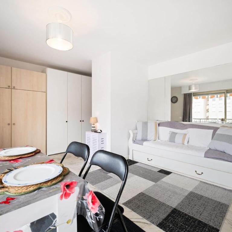 Studio lumineux avec grande terrasse - Appartement 1 Chambre - 9
