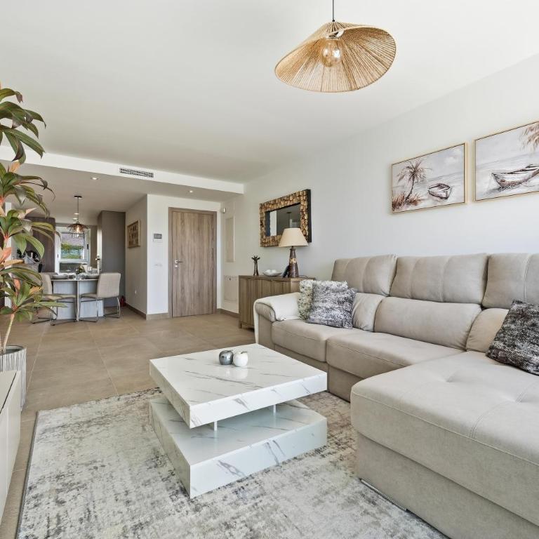Sunny Golf - Luxury Penthouse - Rooftop Retreat - Appartamento con 2 Camere da Letto, Balcone e Terrazza - 41