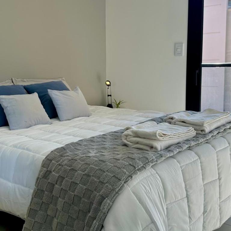 Cordoba está cerca!!! dpto a metros del Sanatorio Allende - Apartamento de 1 dormitorio - 20