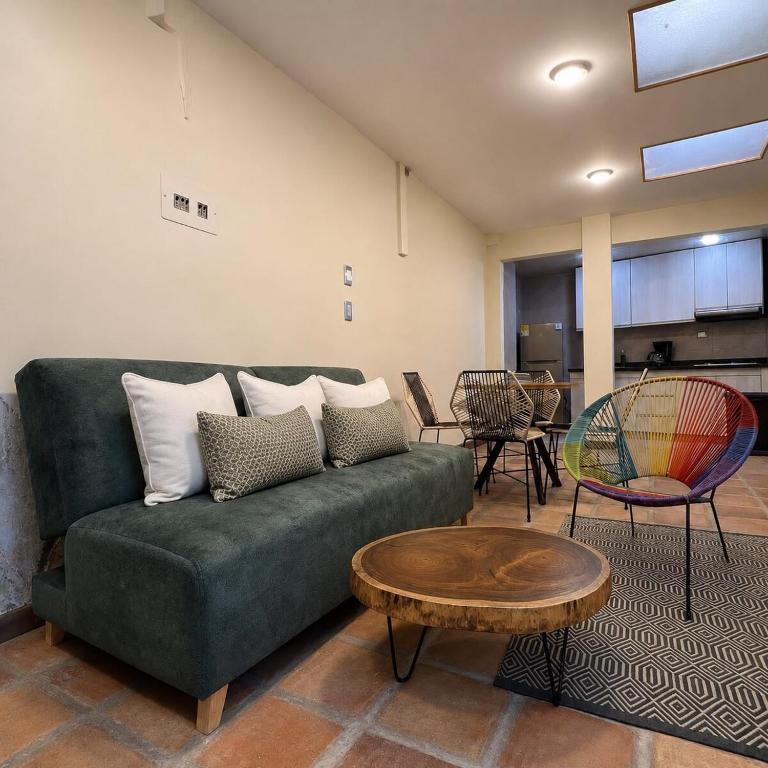 Casa Sua historic center, ideal for families and groups - Four-Bedroom House - 13