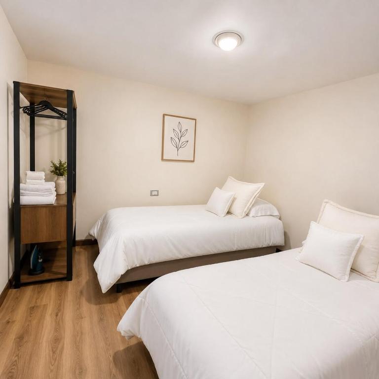 Casa Sua historic center, ideal for families and groups - Four-Bedroom House - 16
