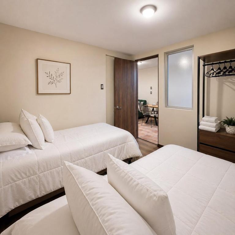 Casa Sua historic center, ideal for families and groups - Four-Bedroom House - 43