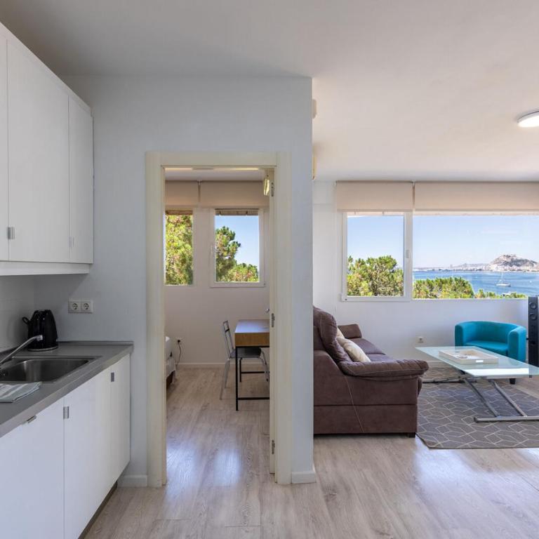 Infinity Sea View Retreat - One-Bedroom Apartment - 9