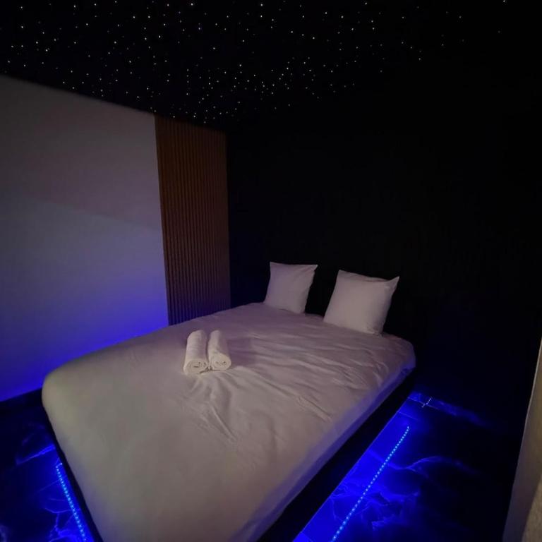 Suite Astra - Spa prive - Cinéma Privé - Appartement 2 Chambres - 12
